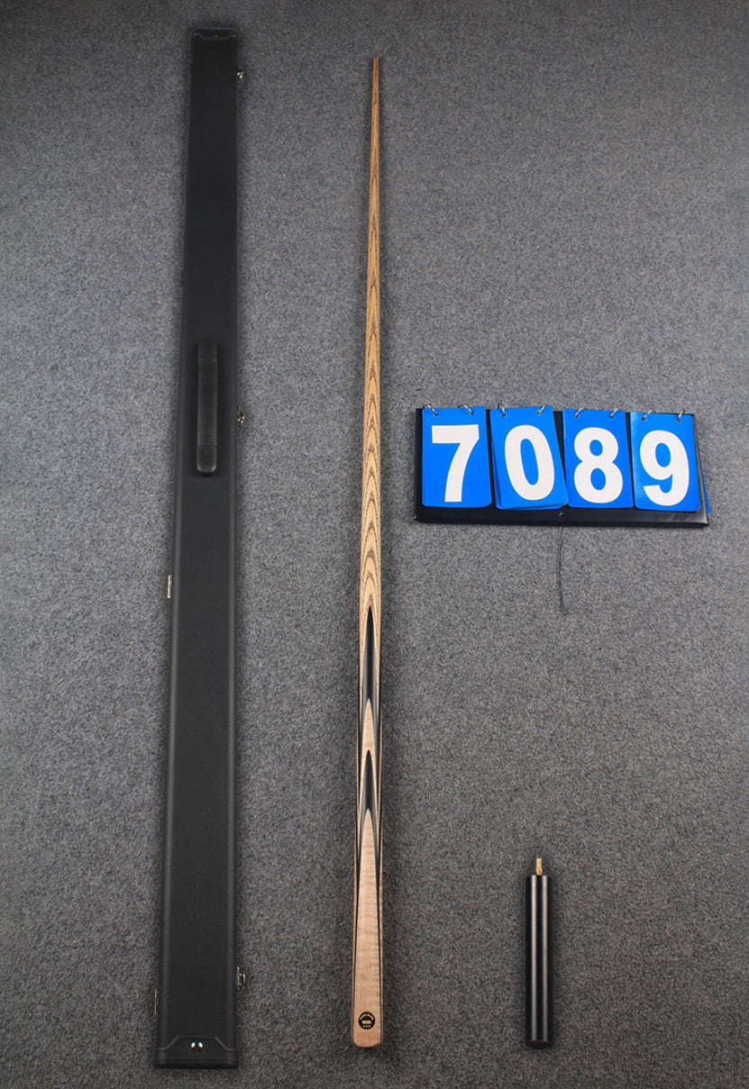 ★★★  1 piece ash english pool cue # 7089