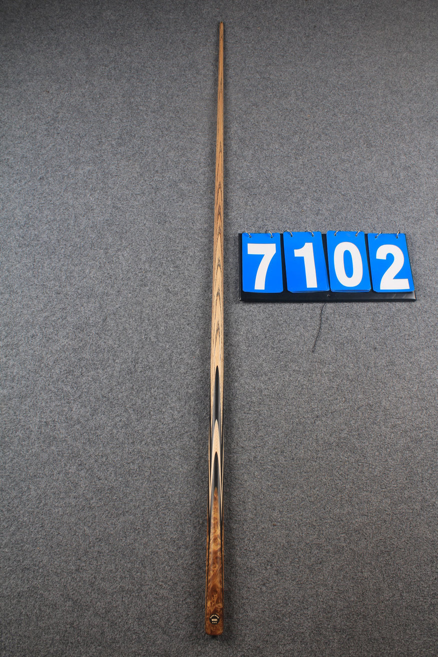 ★★★  1 piece ash snooker cue # 7102 WOODS CUES