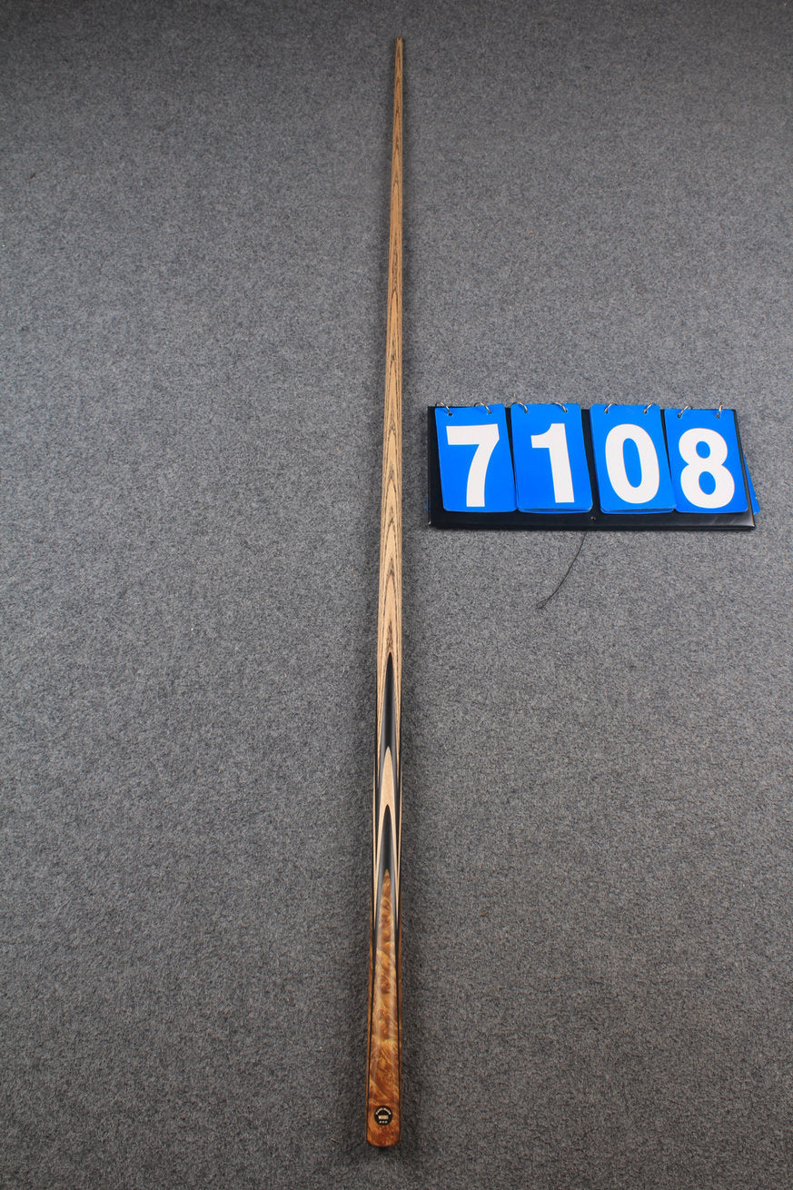 ★★★  1 piece ash snooker cue # 7108 WOODS CUES