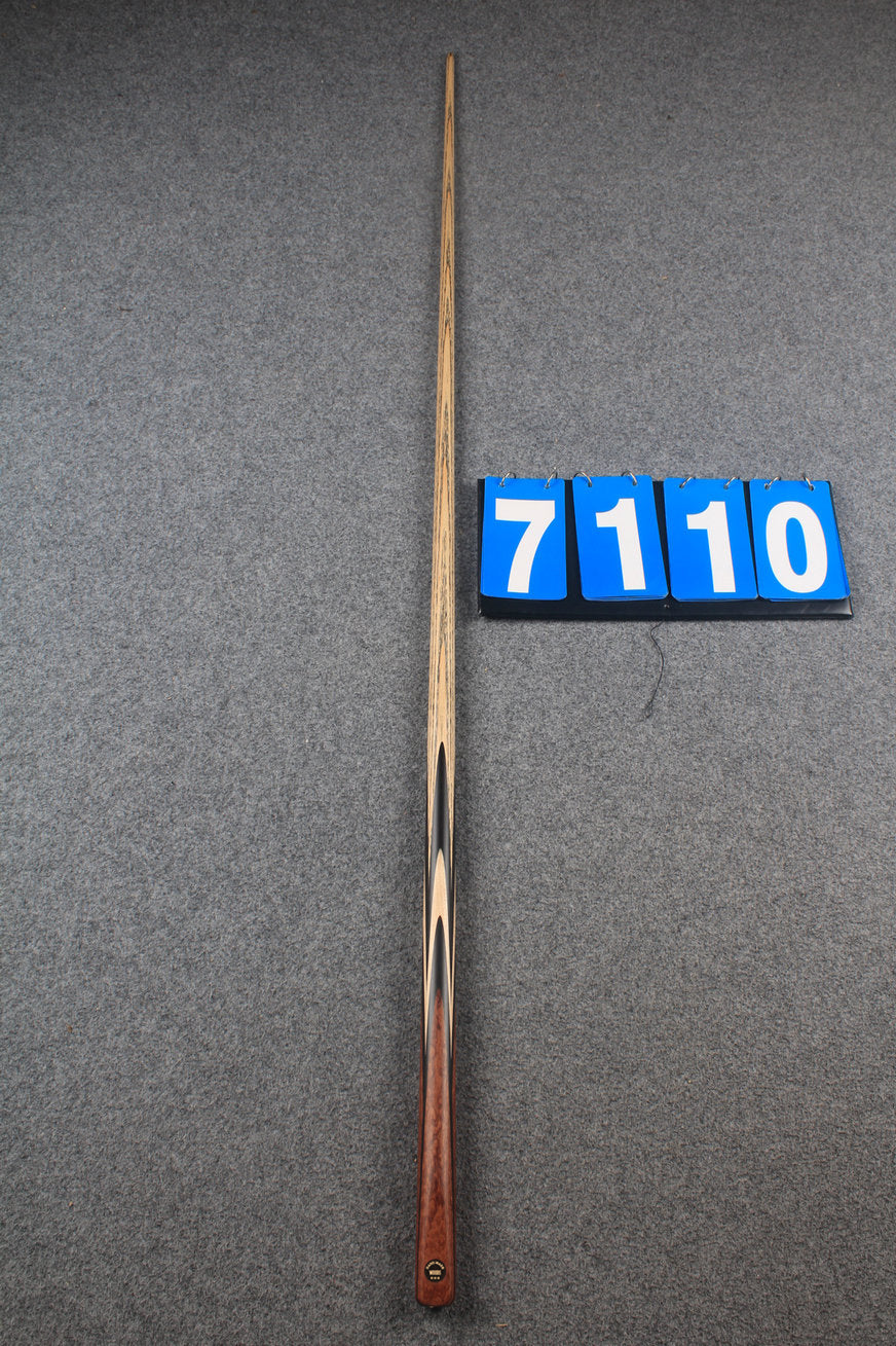 ★★★  1 piece ash snooker cue # 7110 WOODS CUES