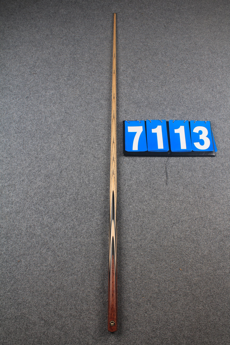 ★★★  1 piece ash snooker cue # 7113 WOODS CUES