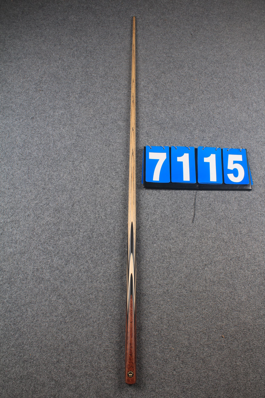 ★★★  1 piece ash snooker cue # 7115 WOODS CUES