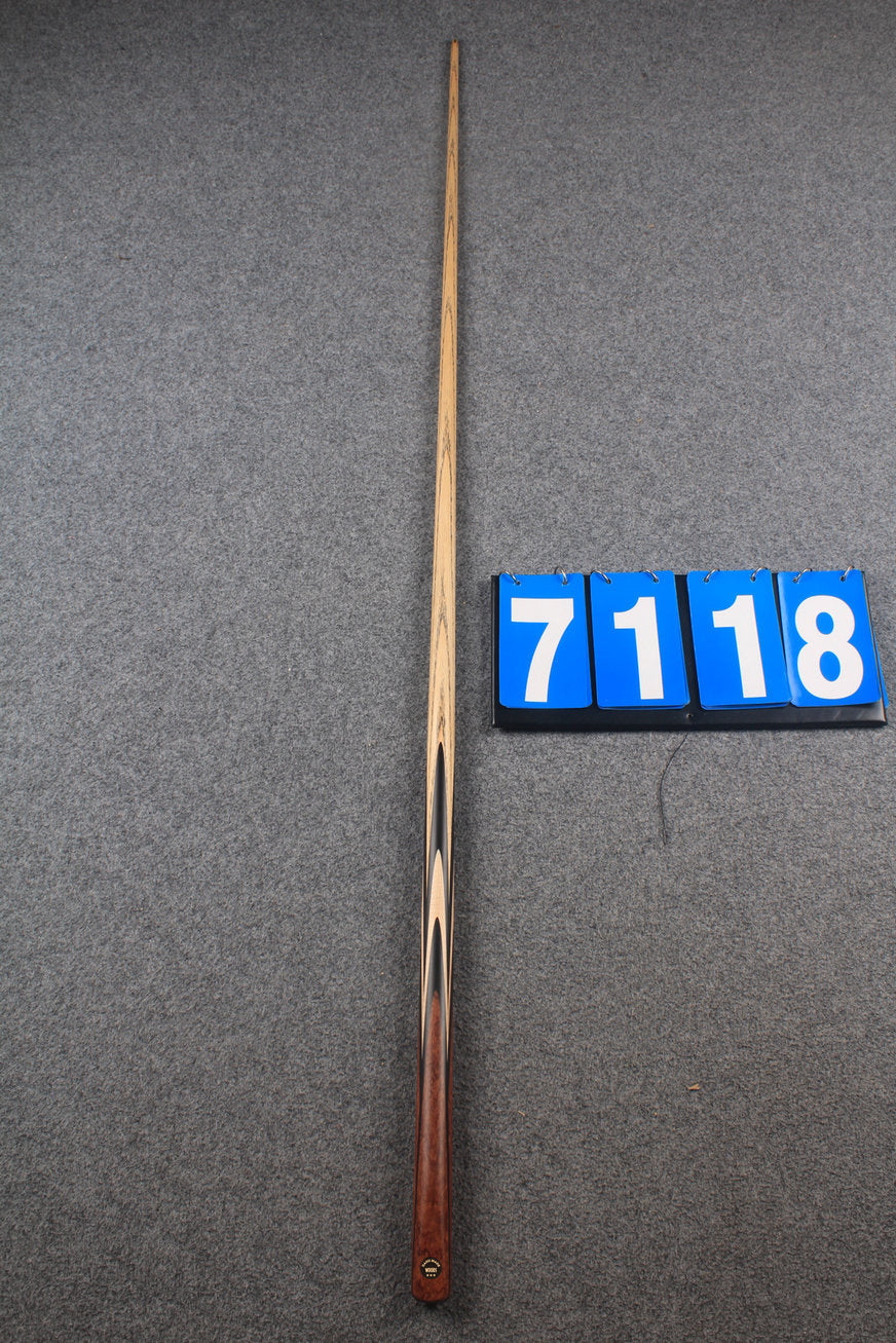 ★★★  1 piece ash snooker cue # 7118 WOODS CUES