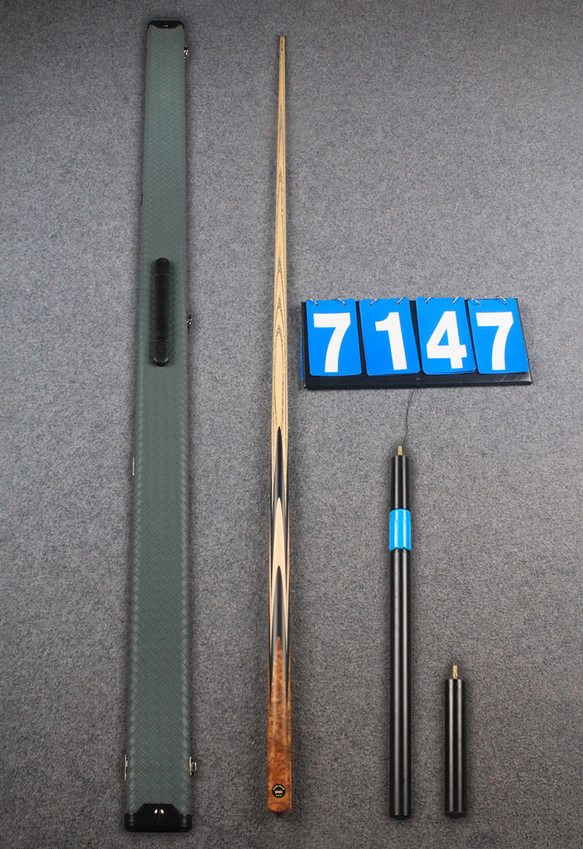 ★★★  1 piece ash snooker cue # 7147 WOODS CUES