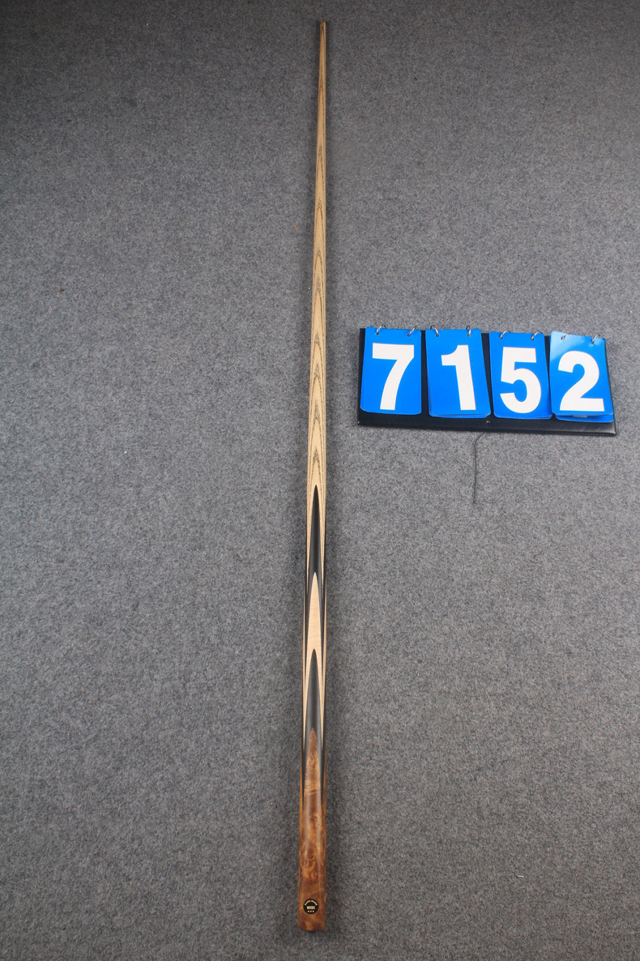 ★★★  1 piece ash 60'' snooker cue # 7152