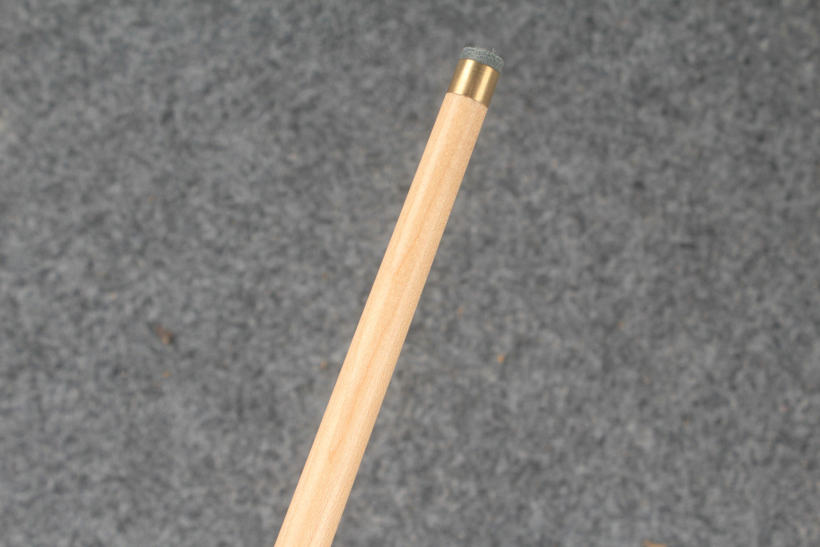 ★★★  1 piece maple snooker cue # 7220