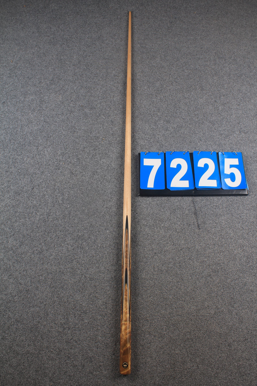 ★★★  1 piece maple snooker cue # 7225