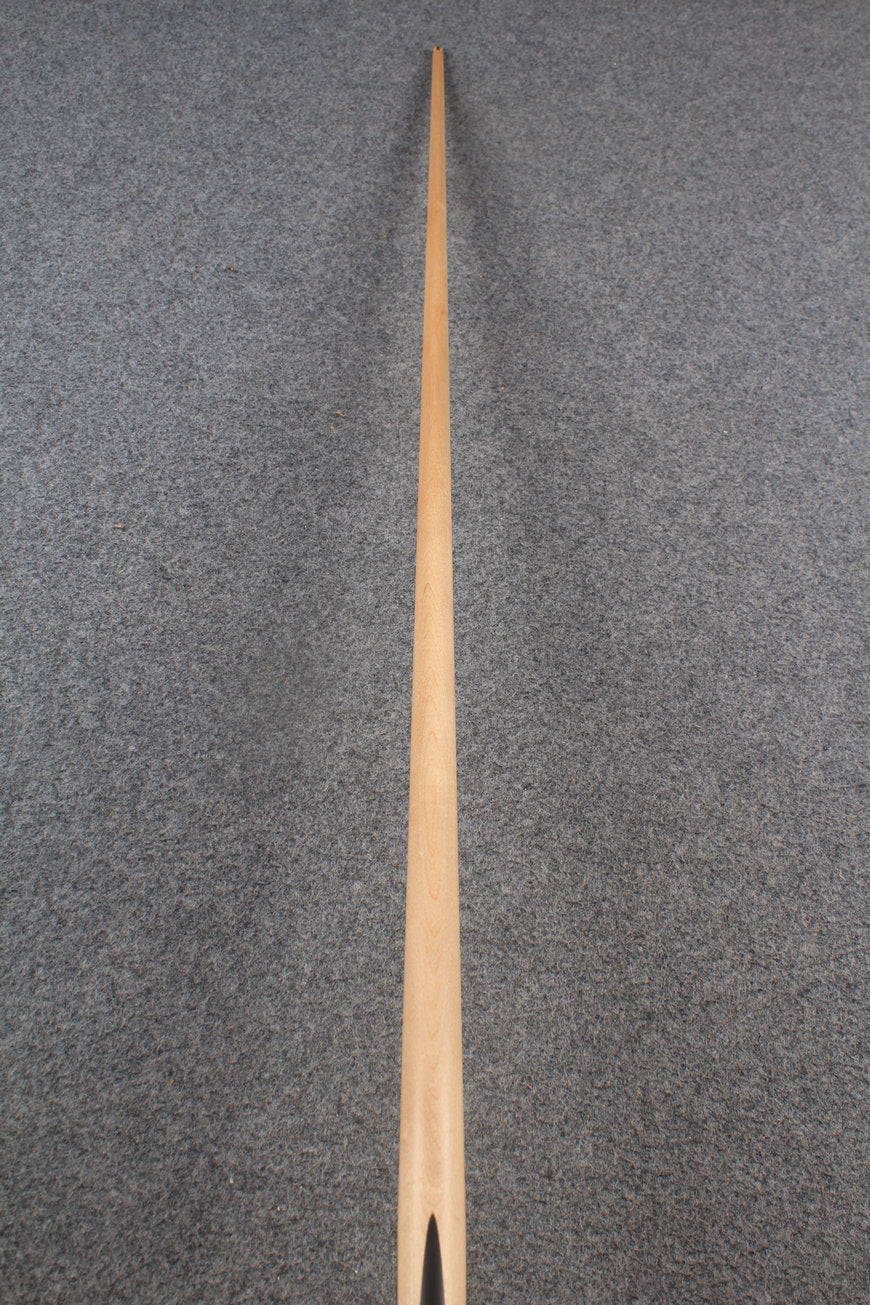 ★★★  1 piece maple snooker cue # 7225