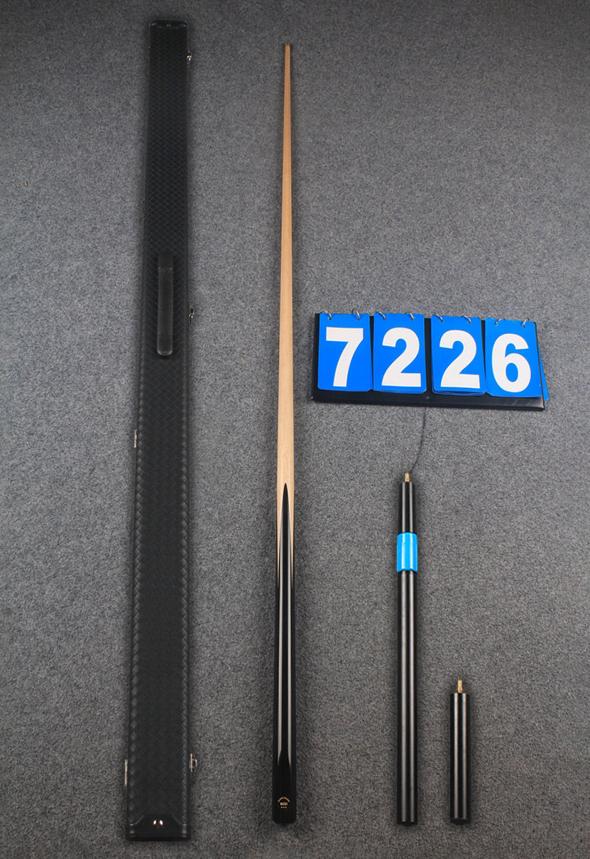 ★★★  1 piece maple snooker cue # 7226 WOODS CUES