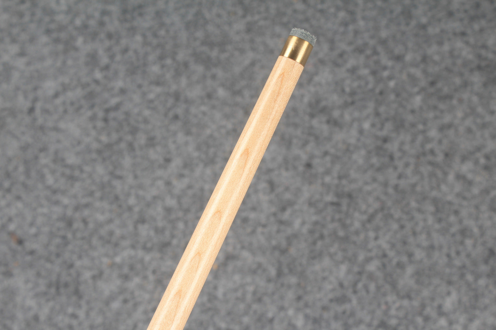★★★  1 piece maple snooker cue # 7227
