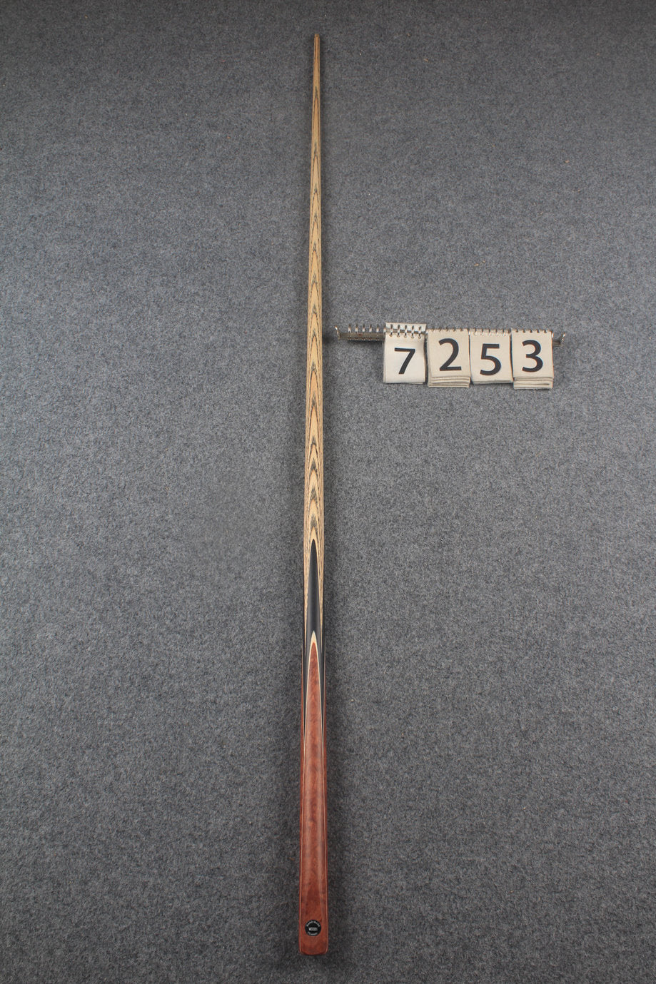 1 piece ash snooker cue # 7253 WOODS CUES