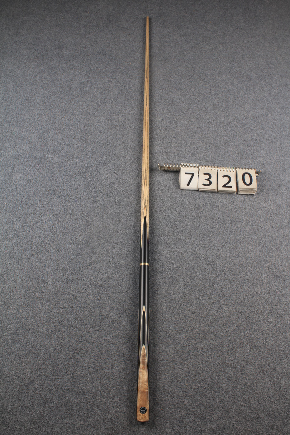 3/4 ash 59'' snooker cue # 7320 WOODS CUES