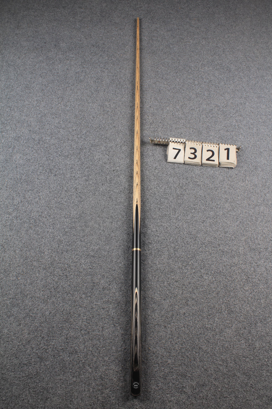 1 piece ash 59'' snooker cue # 7321