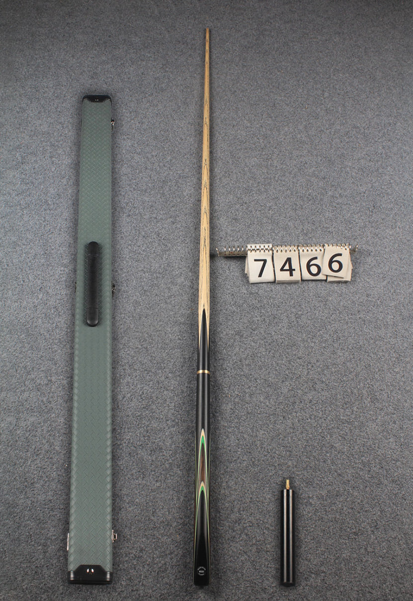 3/4 ash 59'' english pool cue # 7466 WOODS CUES