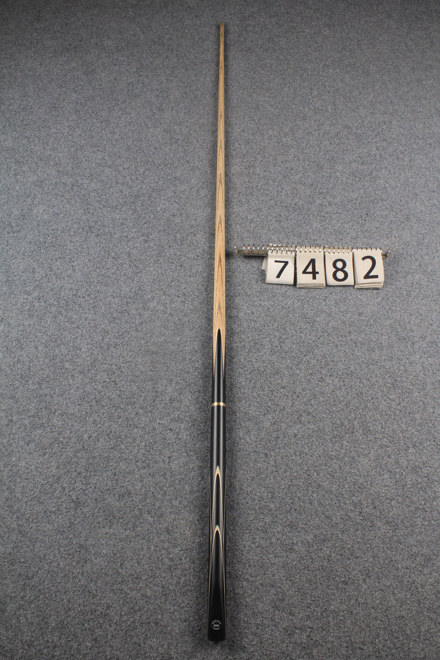 3/4 ash 59'' english pool cue # 7482 WOODS CUES