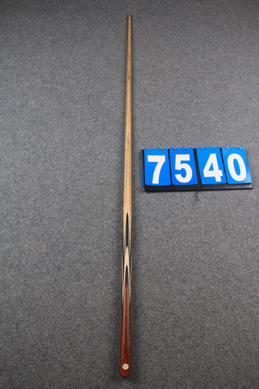 ★★★  1 piece ash snooker cue # 7540