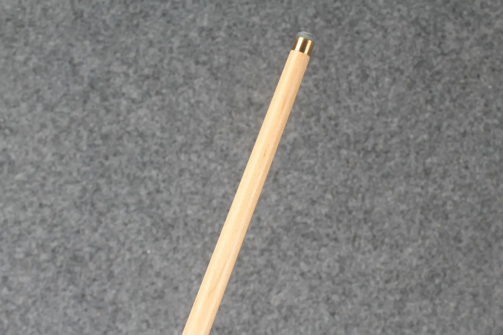 1 piece maple english pool cue # 7684