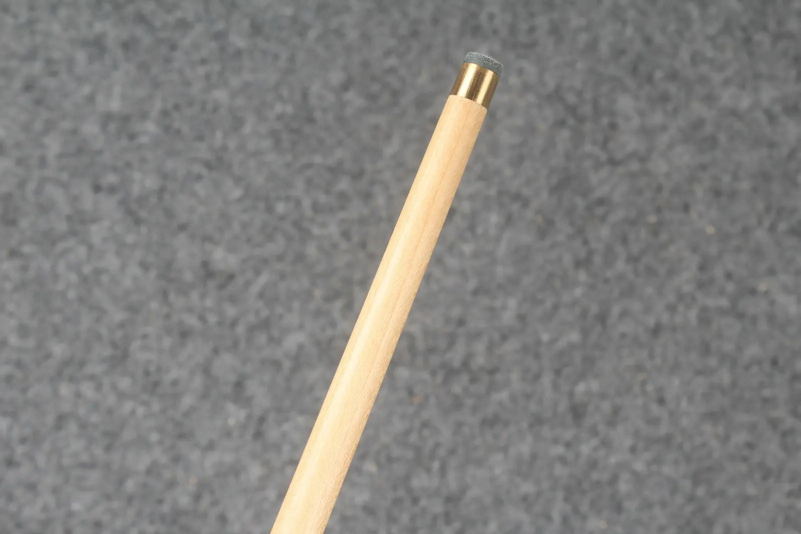 1 piece maple snooker cue # 7689