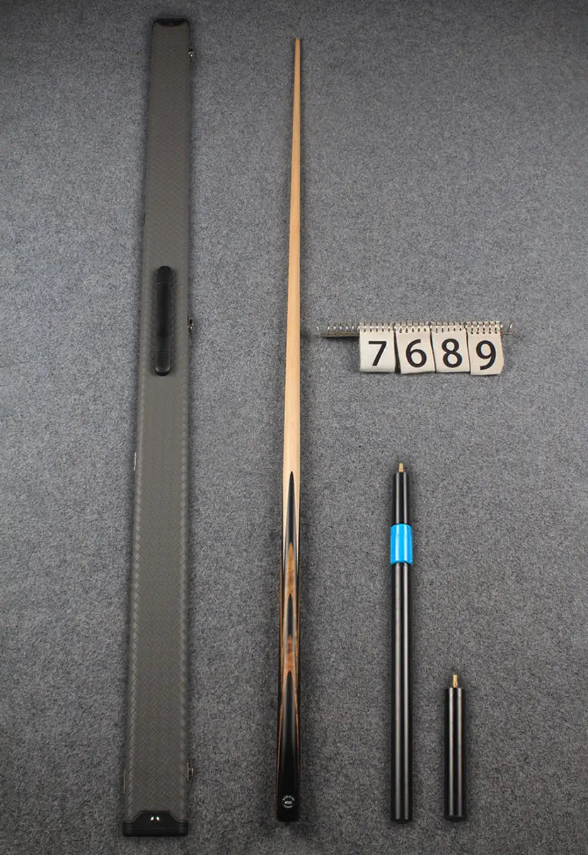 1 piece maple snooker cue # 7689