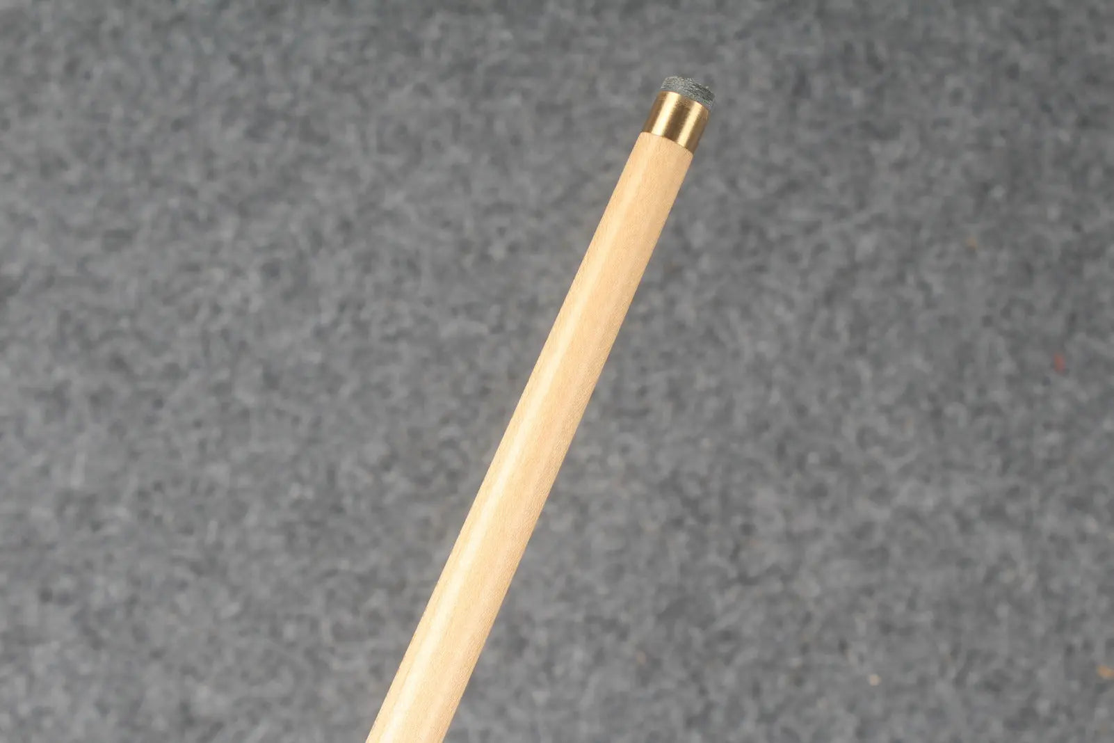 1 piece maple snooker cue # 7690