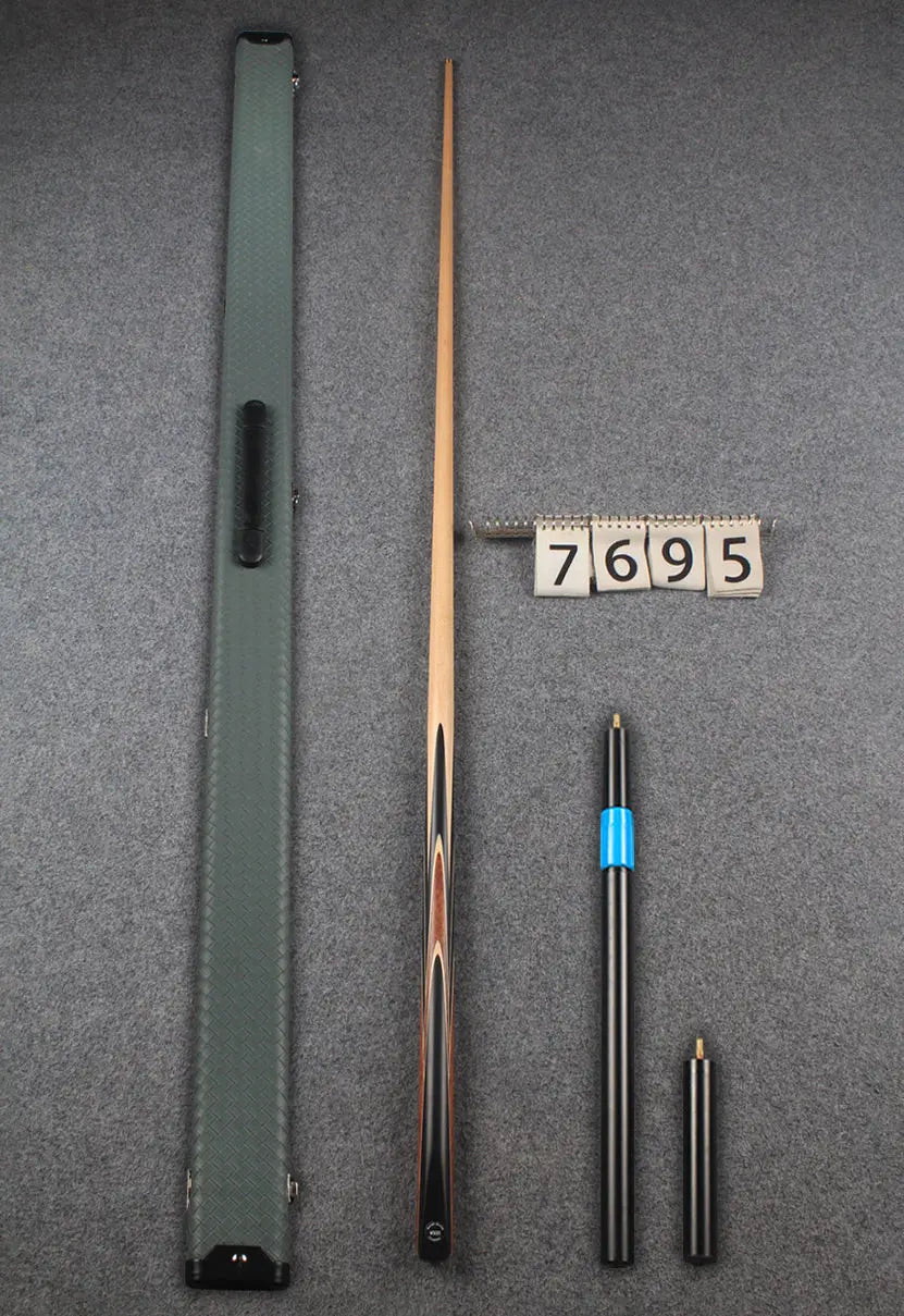 1 piece maple snooker cue # 7695