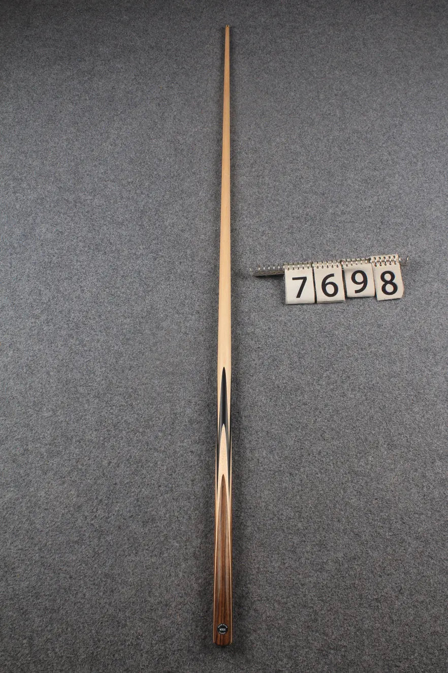 1 piece maple snooker cue # 7698