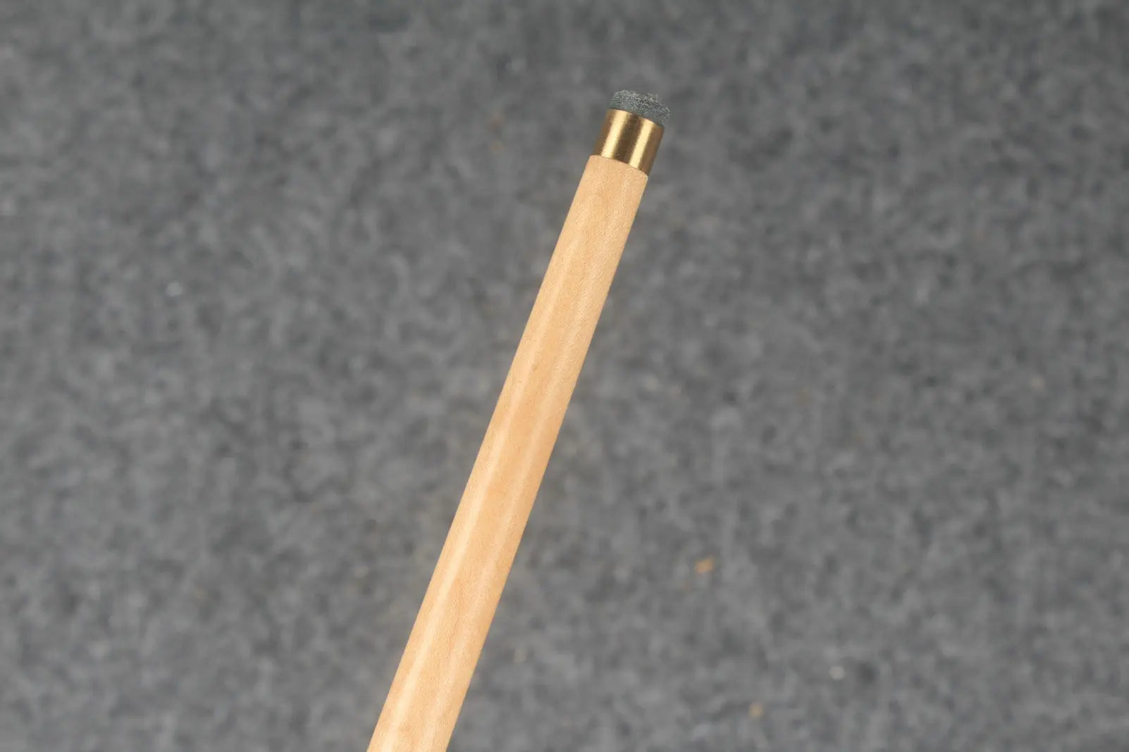 1 piece maple snooker cue # 7699