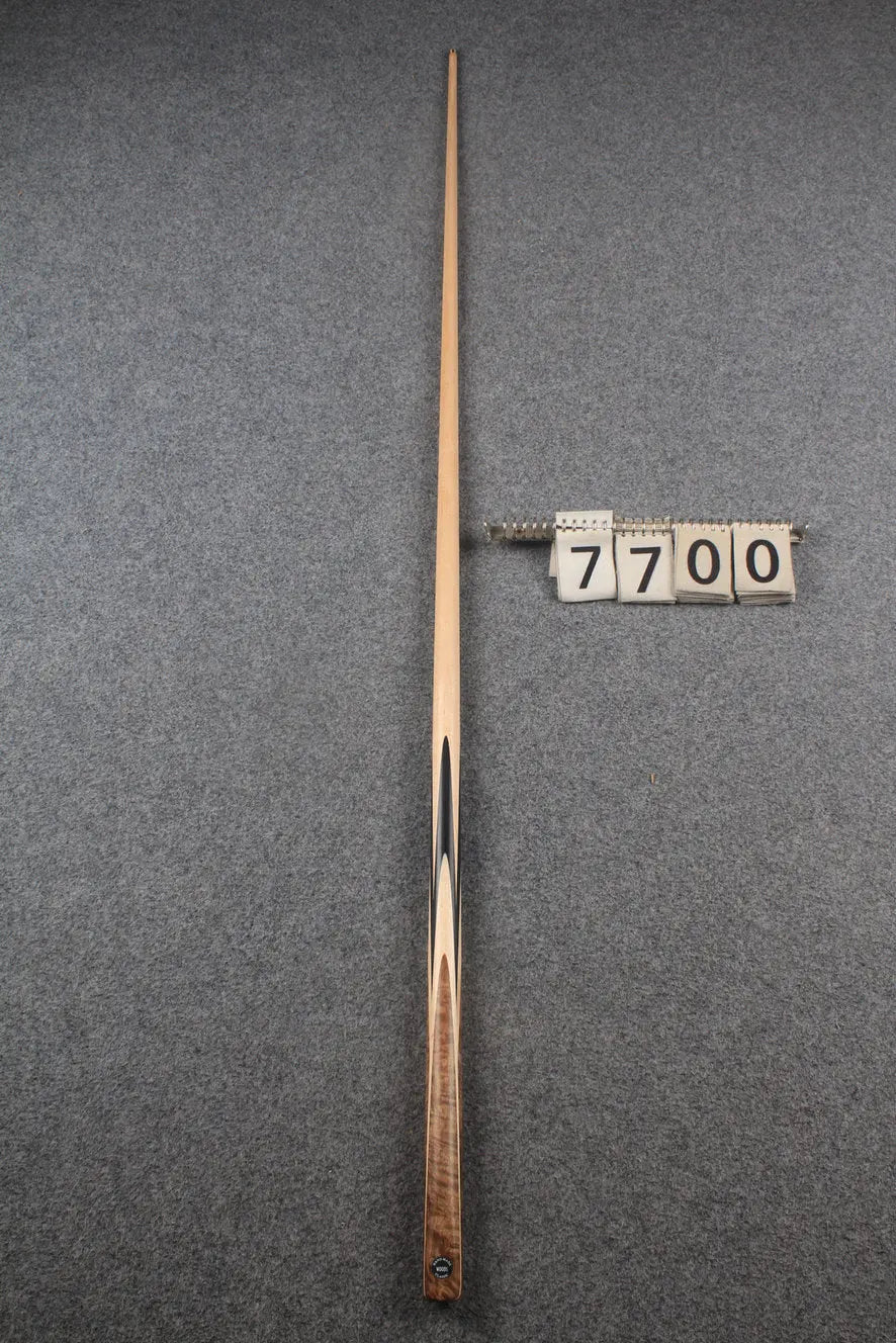 1 piece maple snooker cue # 7700