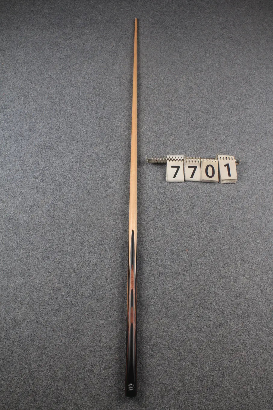 1 piece maple snooker cue # 7701
