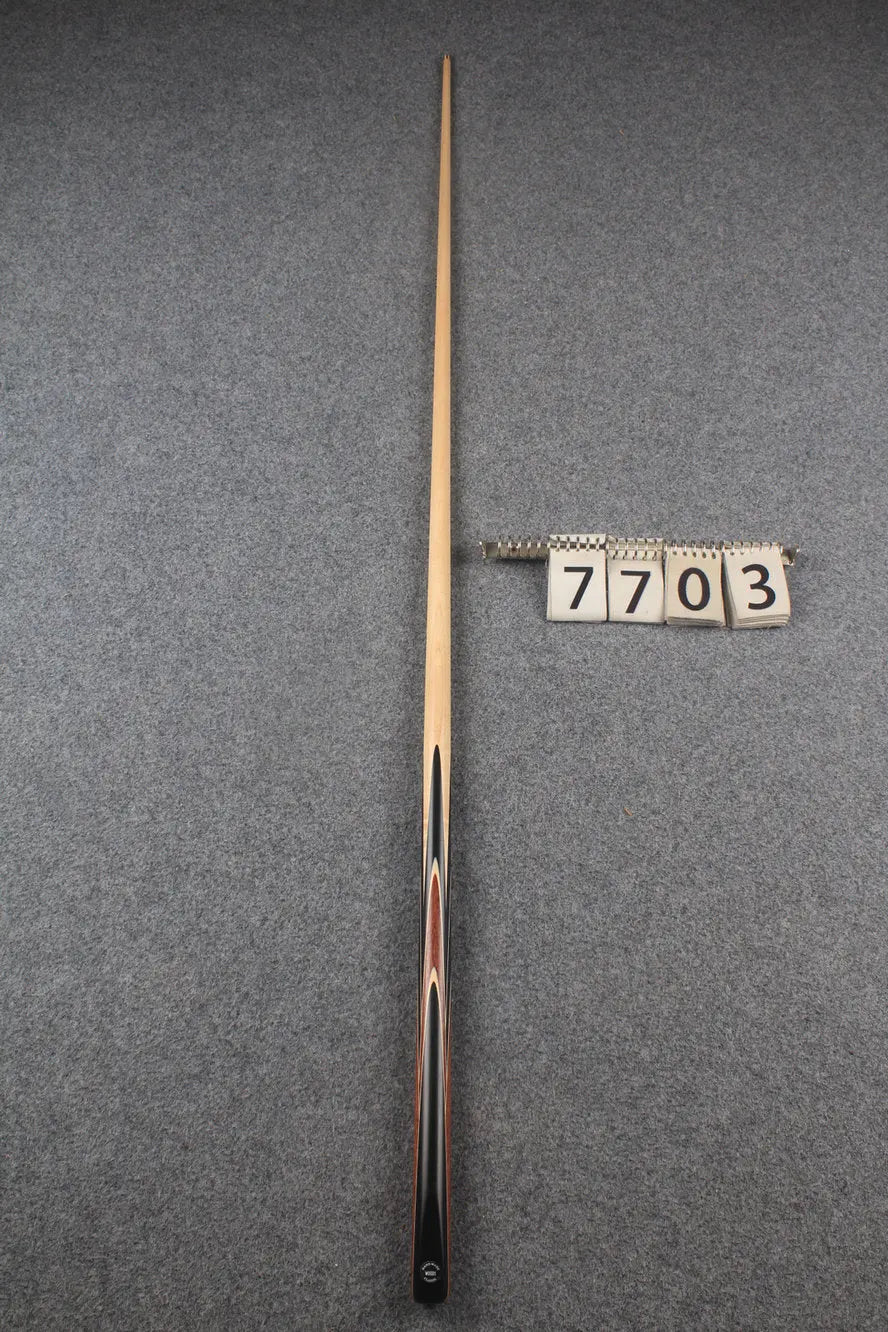 1 piece maple snooker cue # 7703