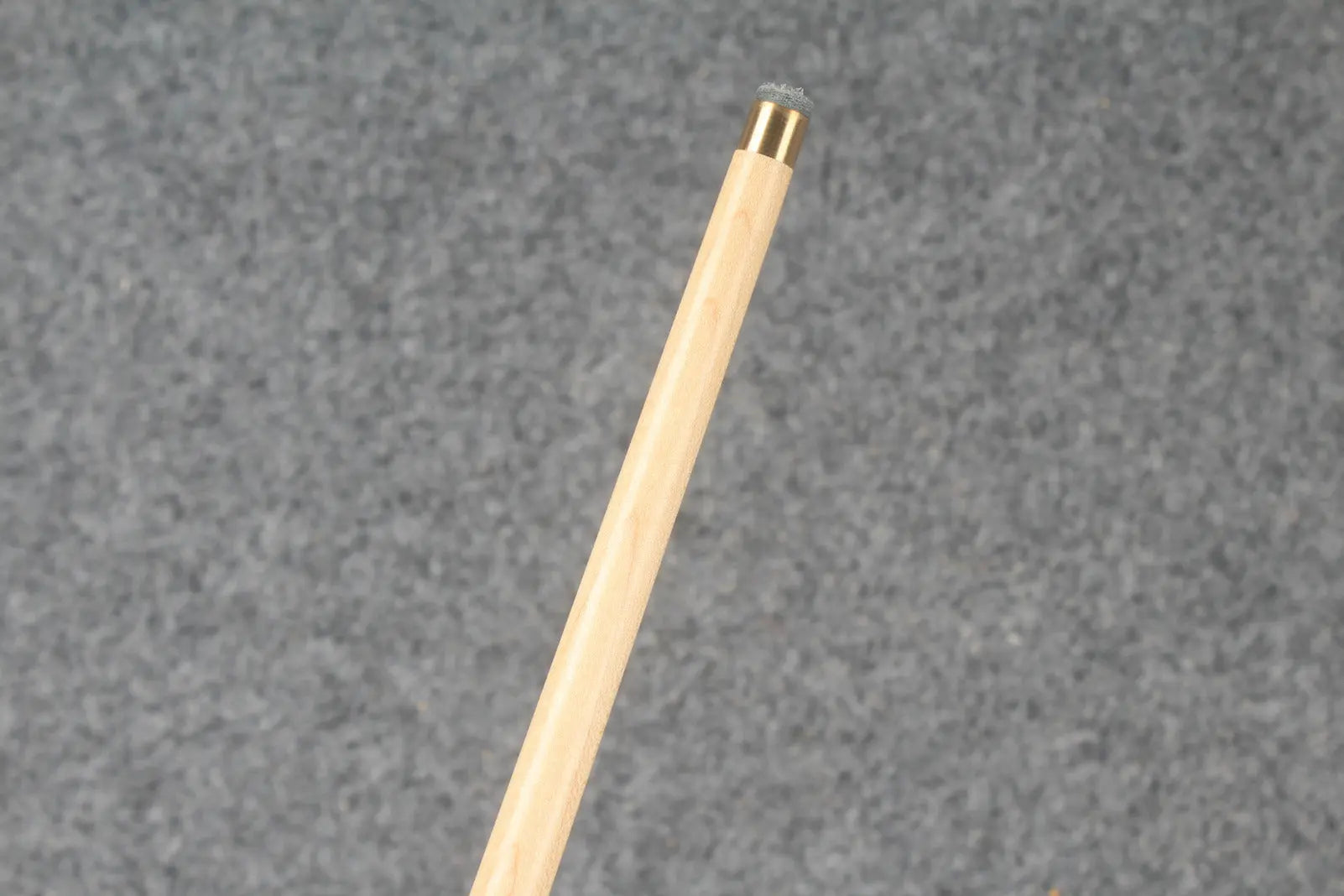 1 piece maple snooker cue # 7703