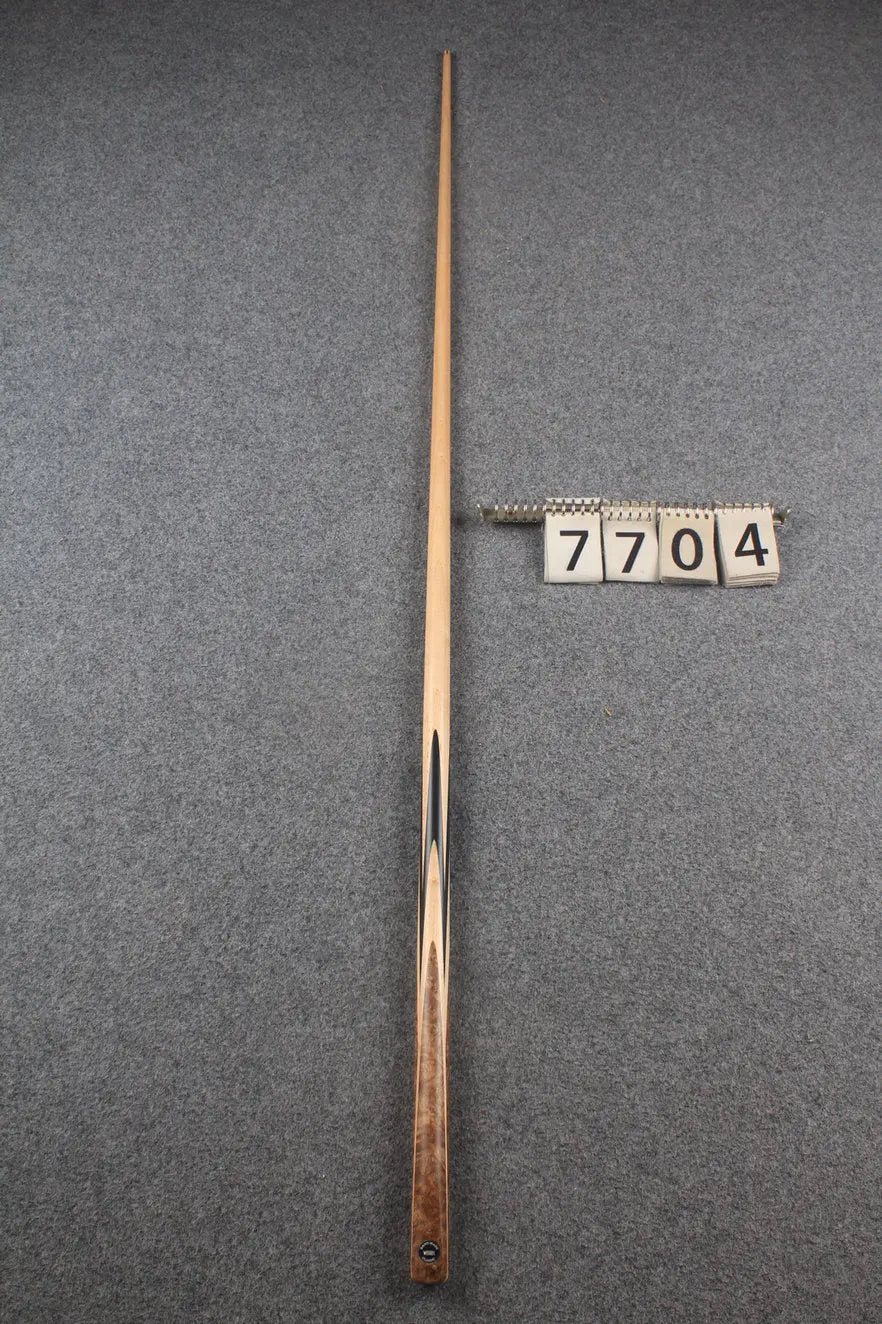 1 piece maple snooker cue # 7704