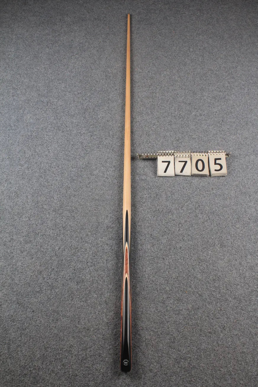 1 piece maple snooker cue # 7705