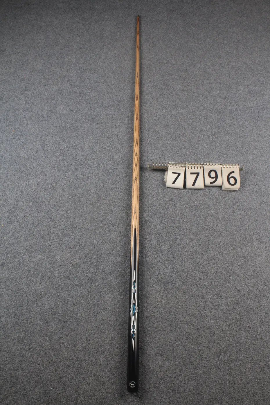 1 piece ash inlay snooker cue #7796