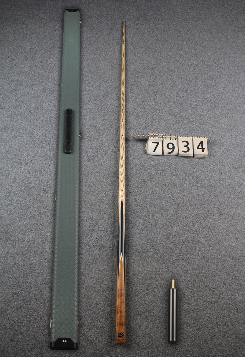 Exclusive 1 piece ash english pool cue #7934