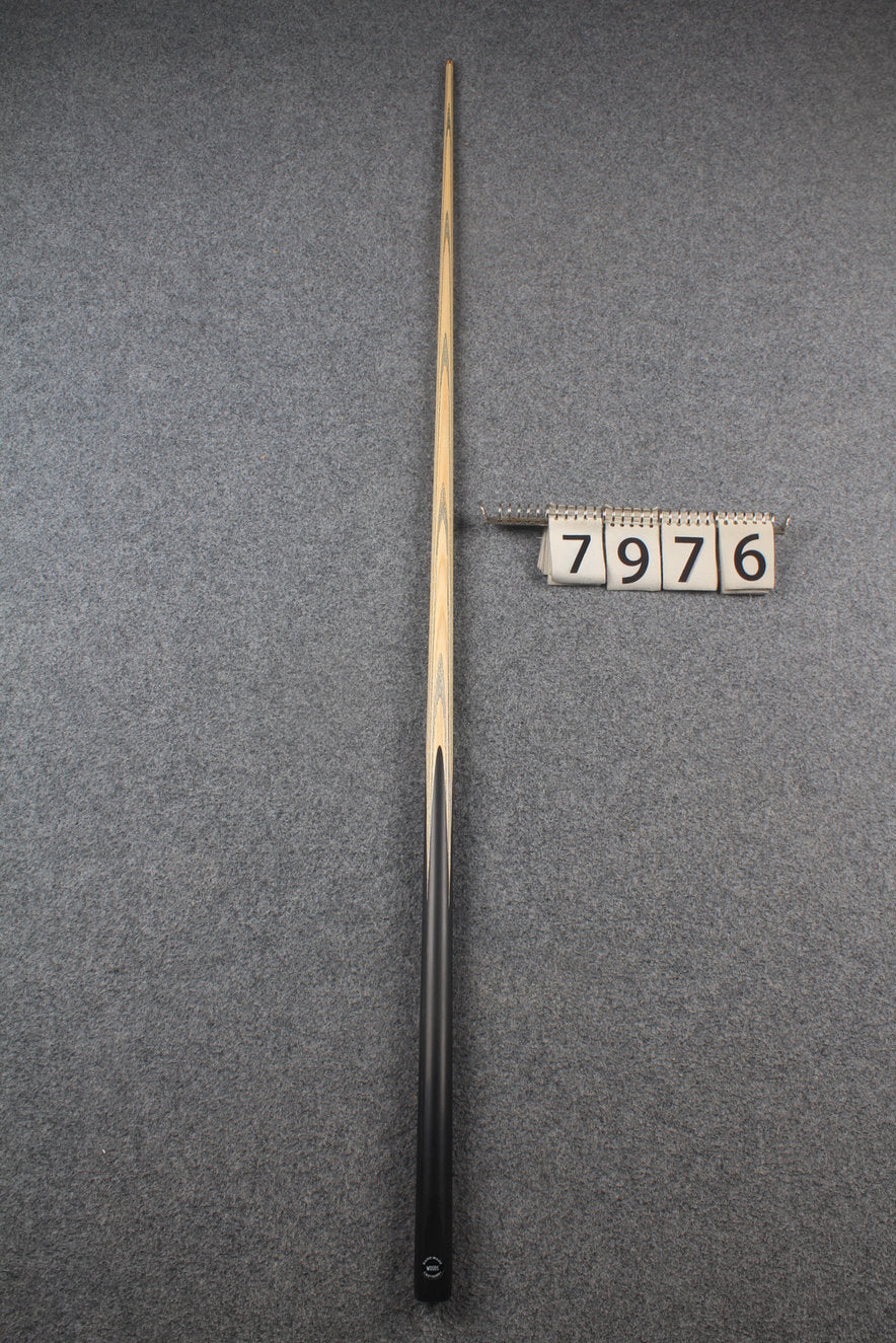 CHEVRONS+ 1 piece ash snooker cue  #7976
