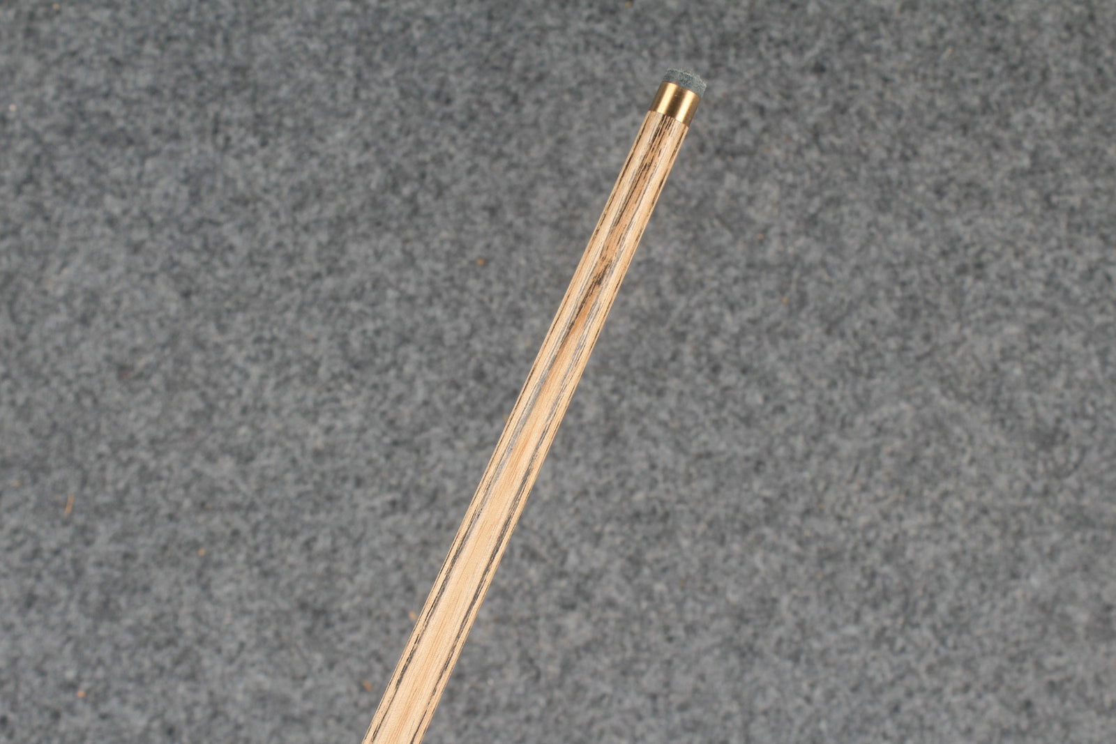 Exclusive 1/2 ash english pool cue # 8001