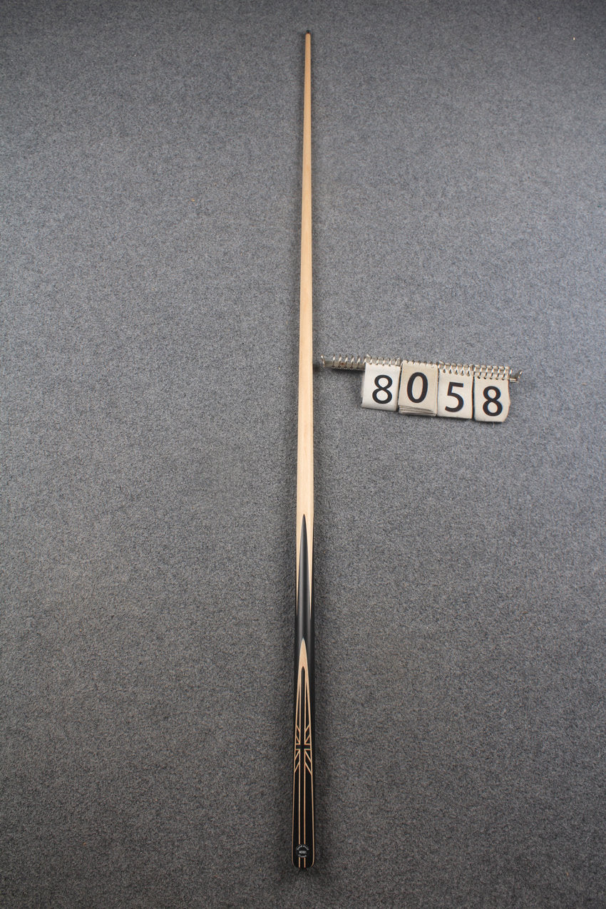 1 piece maple snooker cue # 8058