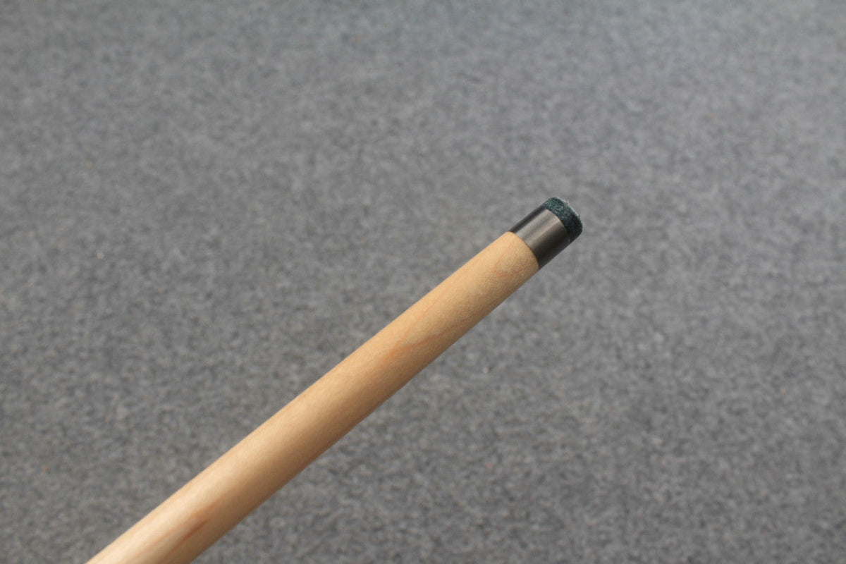 1 piece maple snooker cue # 8059 WOODS CUES