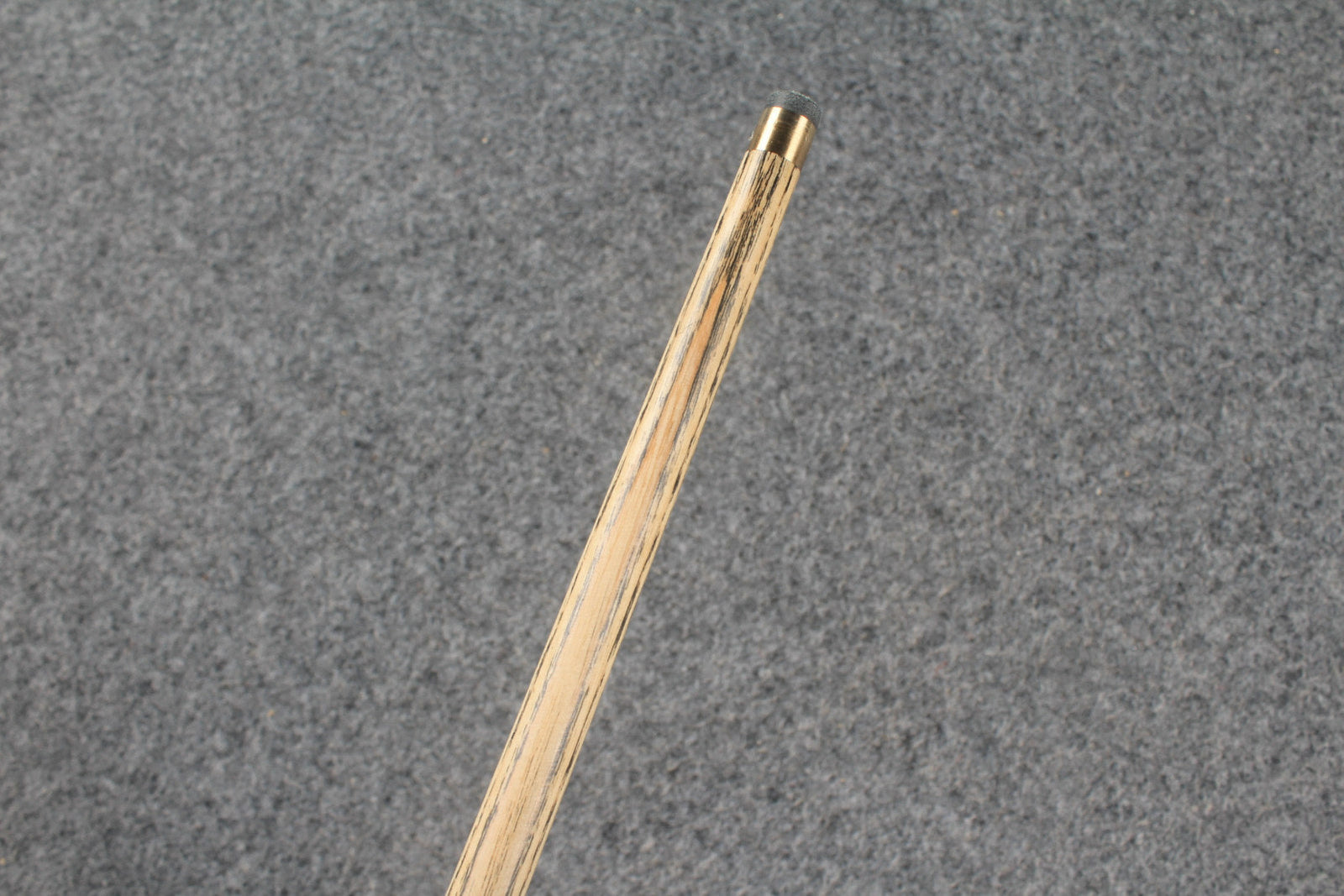 1 piece ash snooker cue # 8181 WOODS CUES