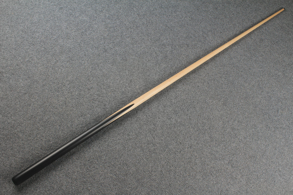 1 piece maple snooker cue # 8227 WOODS CUES