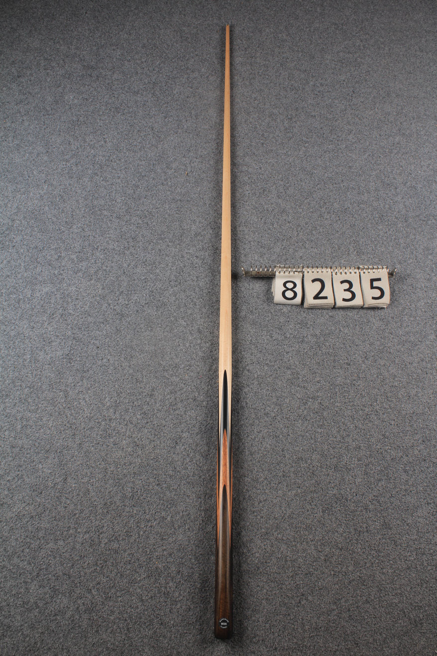 1 piece maple english pool cue # 8235 WOODS CUES