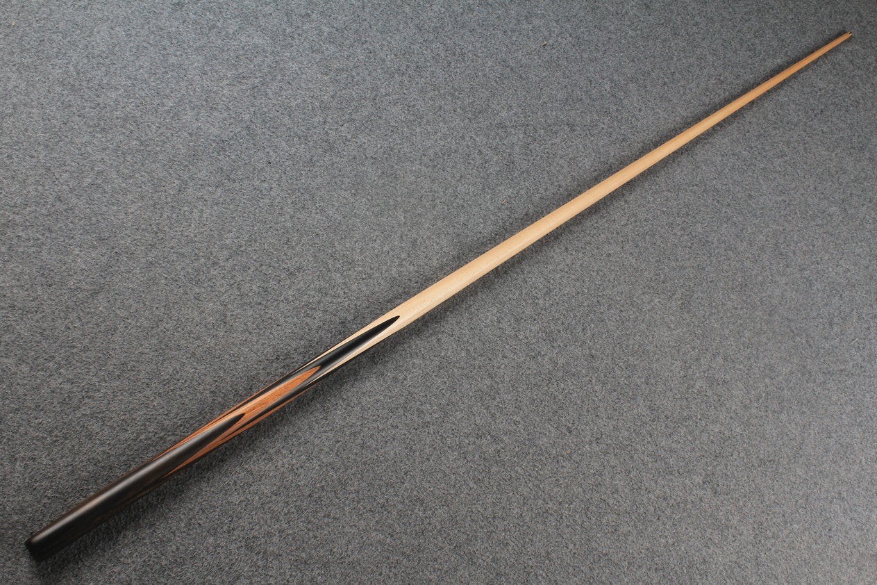 1 piece maple english pool cue # 8235 WOODS CUES