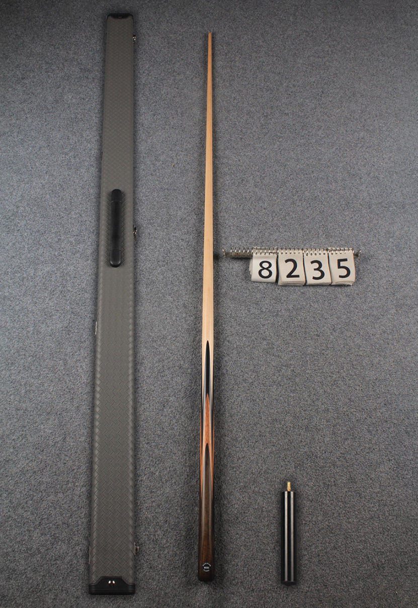 1 piece maple english pool cue # 8235 WOODS CUES