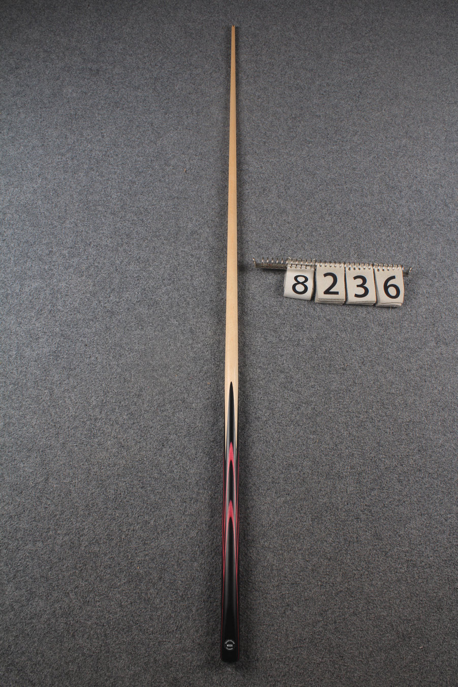 1 piece maple english pool cue # 8236
