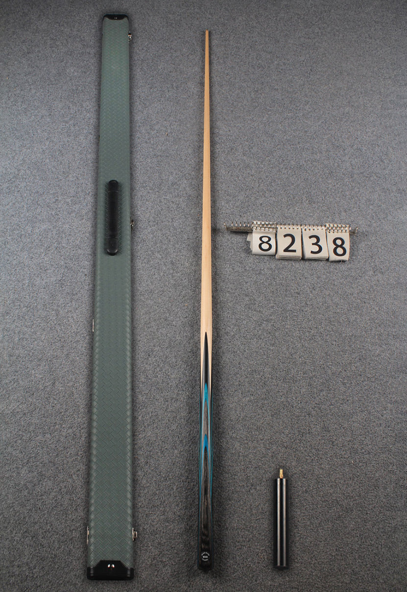 1 piece maple english pool cue # 8238 WOODS CUES