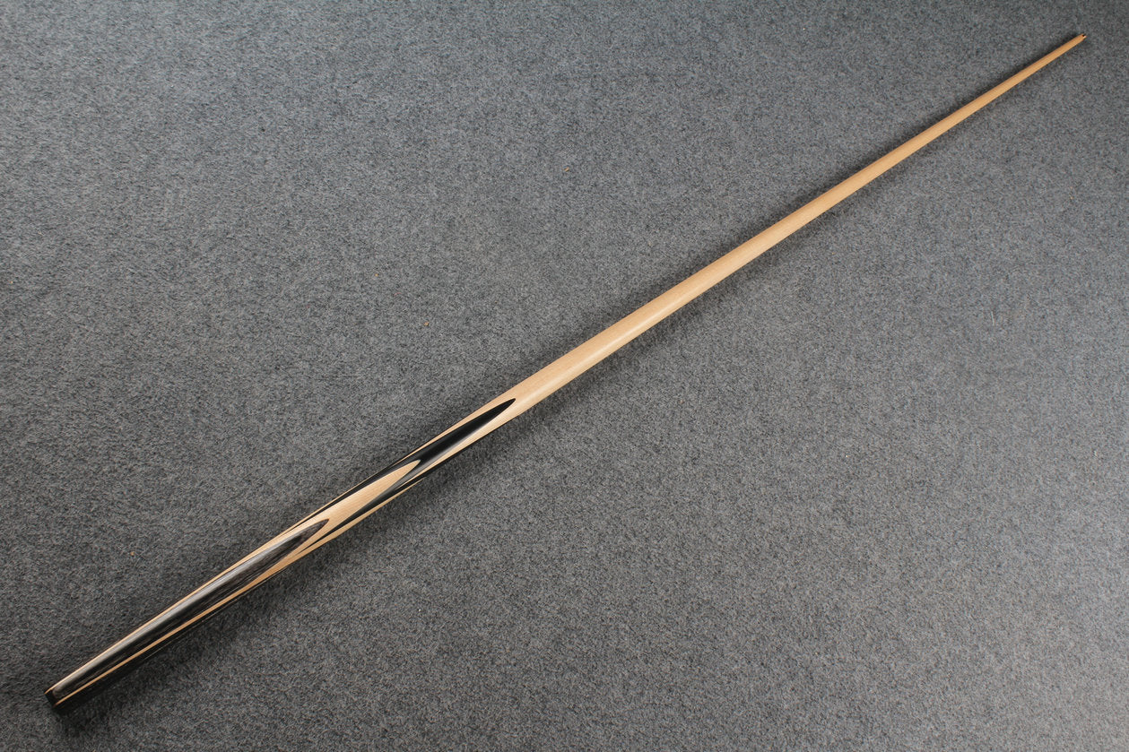 1 piece maple english pool cue # 8239 WOODS CUES