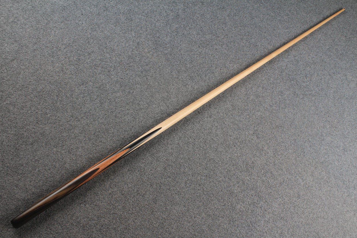 1 piece maple english pool cue # 8246 WOODS CUES