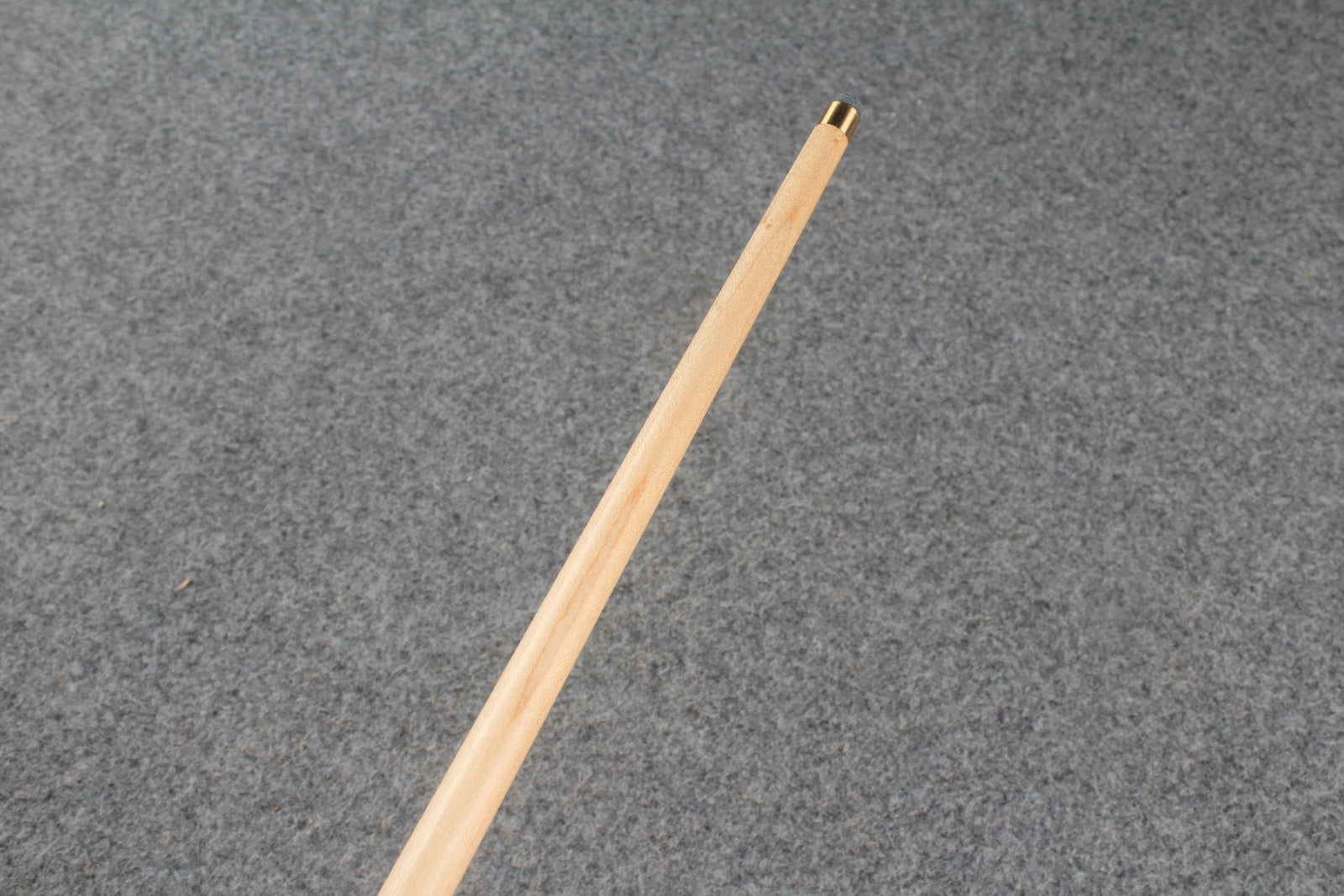1 piece maple snooker cue # 8251 WOODS CUES