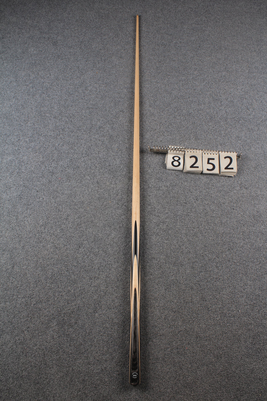 1 piece maple snooker cue # 8252 WOODS CUES